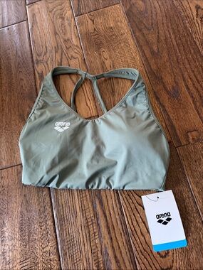 NWT ARENA W GYM BRA TOP SOLID ARMY Size XS